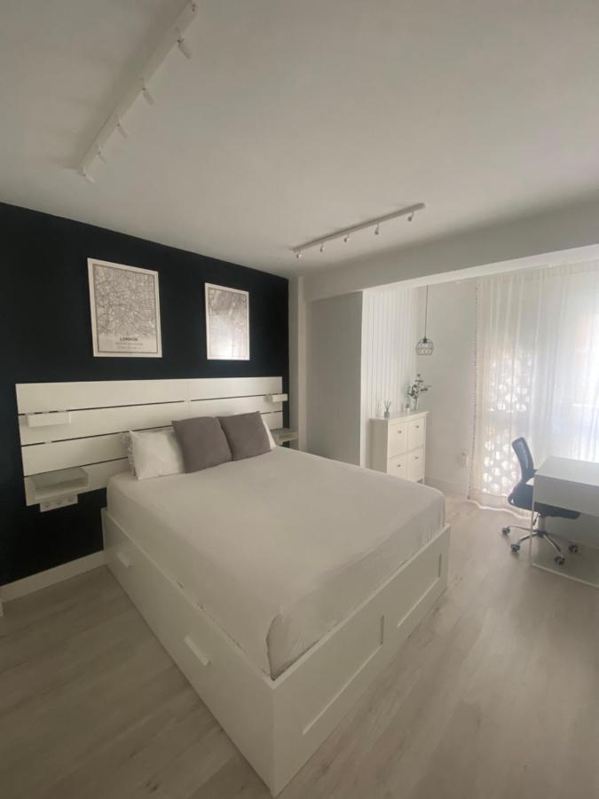 Apartamento Precioso En Paseo Marítimo De Almería
